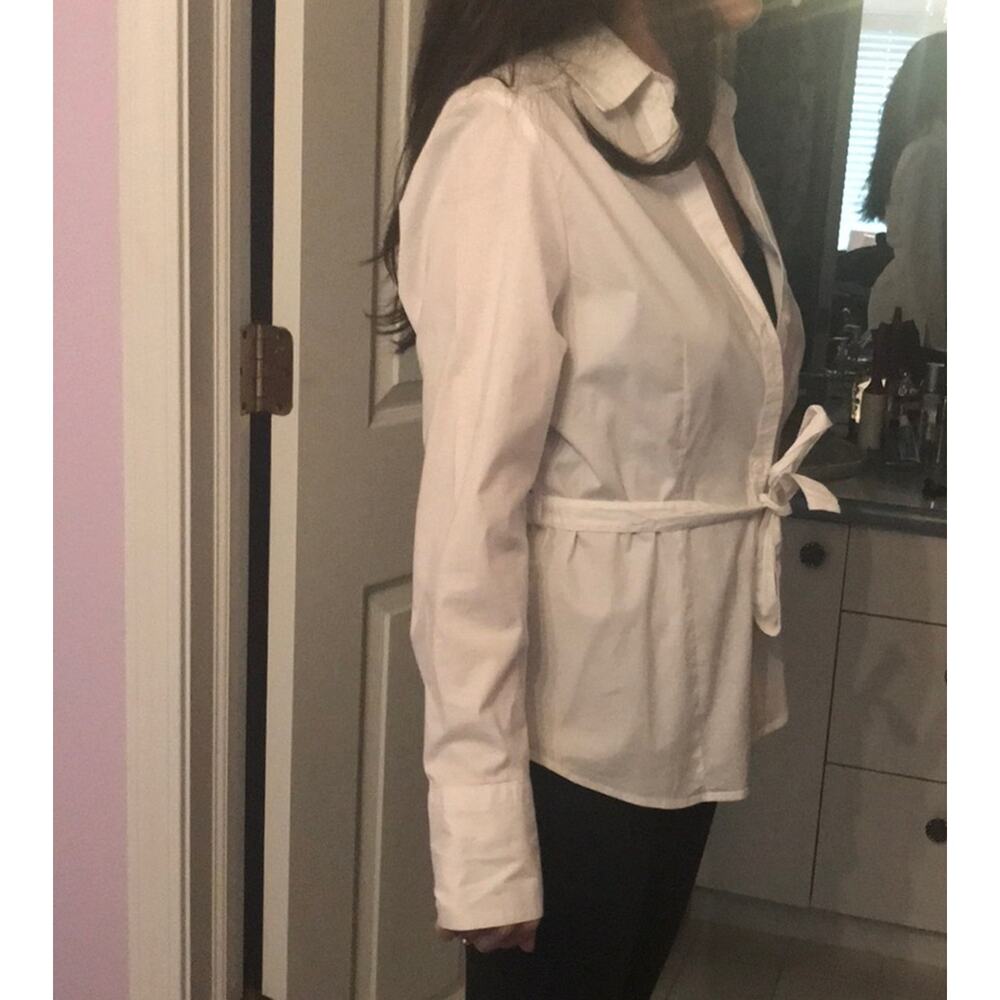 Limited Collared Button Down With Wrap White M - image 5